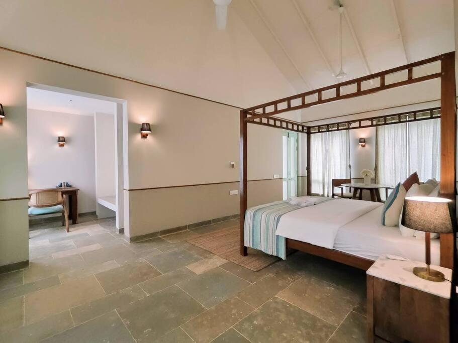Barcelona Villas At Love Story Siolim- 3Bhk Private Pool Villas Exterior photo